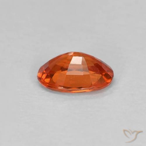 Zaffiro Rosso Ambra Intenso naturale da 0.47 ct, Ovale, VS