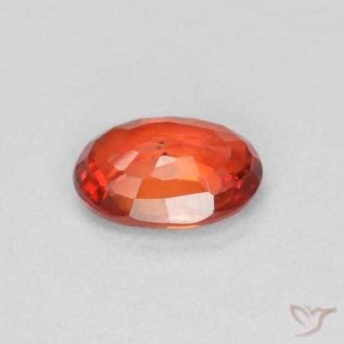 Zaffiro Rosso medio naturale da 0.60 ct, Ovale, VVS-VS