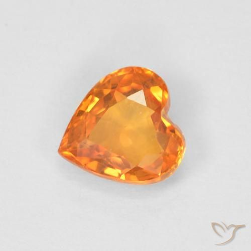 Zaffiro Arancione rossastra naturale da 0.47 ct, Cuore, VVS