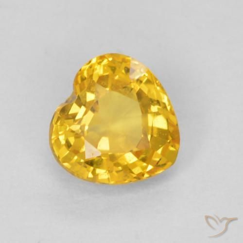 Zaffiro Dorato naturale da 0.54 ct, Cuore, VVS