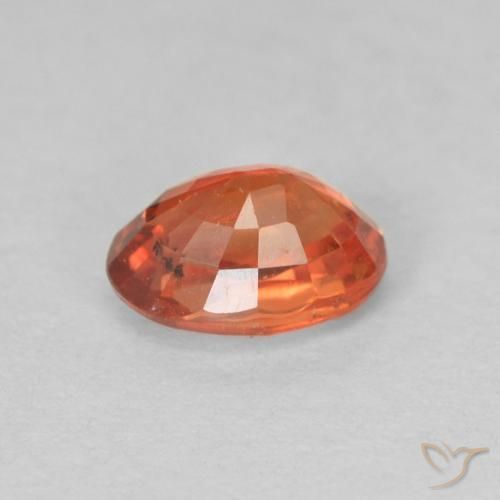 Zaffiro Rosso medio naturale da 0.68 ct, Ovale, VS
