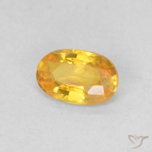 Zaffiro Dorato medio naturale da 0.56 ct, Ovale, VVS