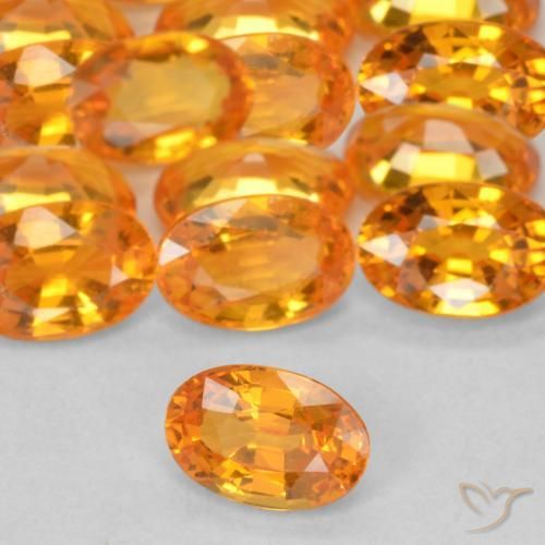 Zaffiro Arancione rossastra naturale da 0.62 ct, Ovale, VVS-VS