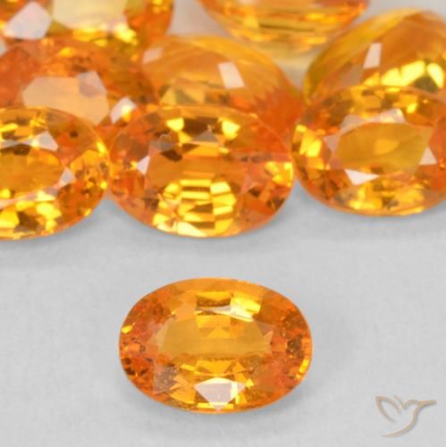 0.60ct Naturale Arancio Medio Zaffiro, Ovale, VVS-VS