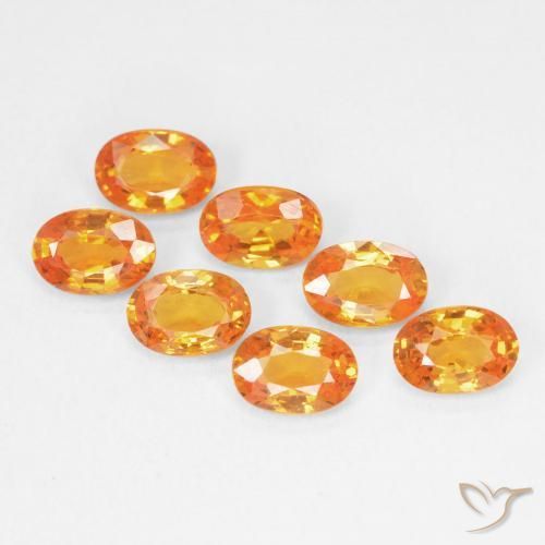 Zaffiro Arancione brillante naturale da 0.64 ct, Ovale, VVS-VS