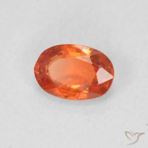 Zaffiro Arancia Fuoco naturale da 0.68 ct, Ovale, VVS-VS
