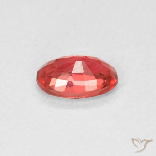 Zaffiro Rosso scarlatto naturale da 0.54 ct, Ovale, VVS-VS
