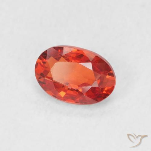 Zaffiro Rosso medio naturale da 0.70 ct, Ovale, VVS-VS