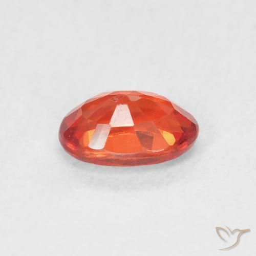 Zaffiro Rosso medio naturale da 0.70 ct, Ovale, VVS-VS