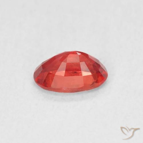Zaffiro Rosso scarlatto naturale da 0.66 ct, Ovale, VVS-VS