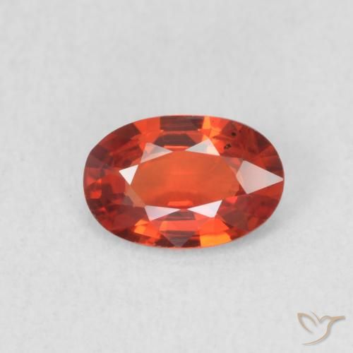 Zaffiro Rosso medio naturale da 0.52 ct, Ovale, VVS-VS