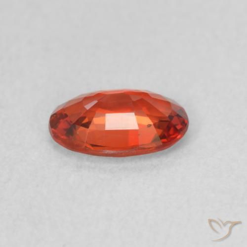 Zaffiro Rosso medio naturale da 0.52 ct, Ovale, VVS-VS