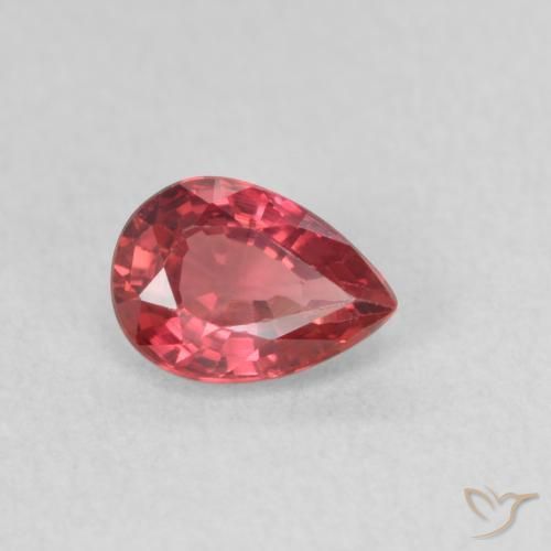 Zaffiro Rosso scarlatto naturale da 0.61 ct, Forma a pera, VVS-VS