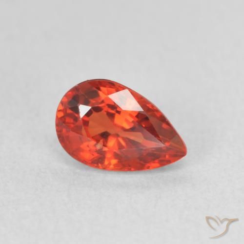 Zaffiro Rosso intenso naturale da 0.73 ct, Forma a pera, VVS-VS