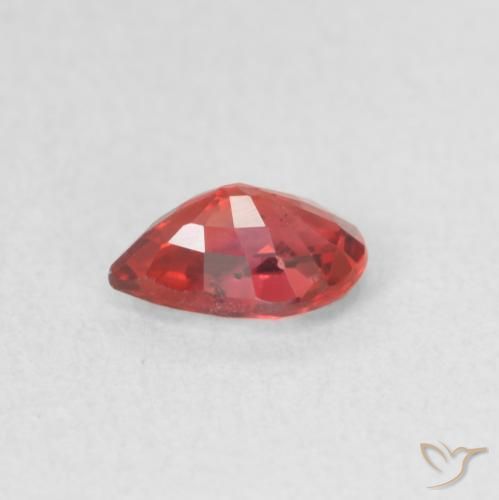 Zaffiro Rosso intenso naturale da 0.56 ct, Forma a pera, VS