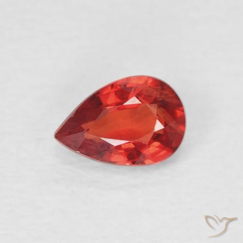 0.57ct Naturale Rosso brillante Zaffiro, Forma a pera, VS