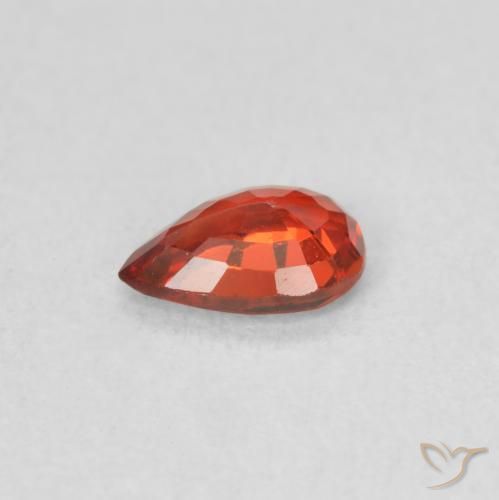 Zaffiro Rosso intenso naturale da 0.42 ct, Forma a pera, VS