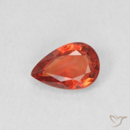 0.55ct Naturale Rosso intenso Zaffiro, Forma a pera, VS