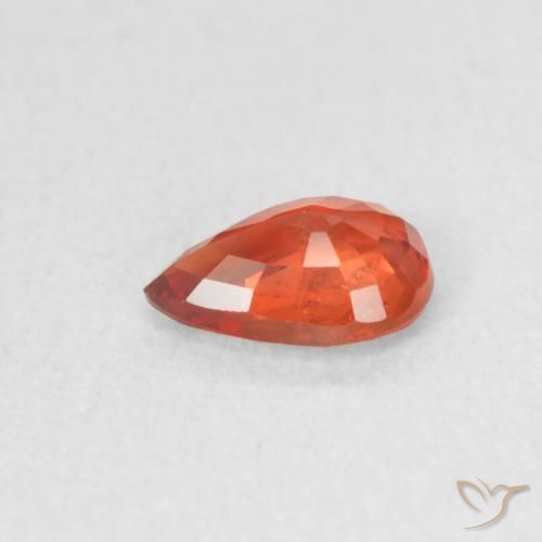Zaffiro Rosso intenso naturale da 0.55 ct, Forma a pera, VS