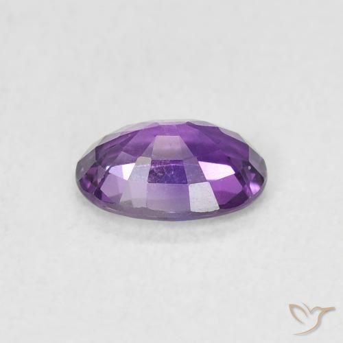 Zaffiro Viola Intenso naturale da 0.67 ct, Ovale, VVS