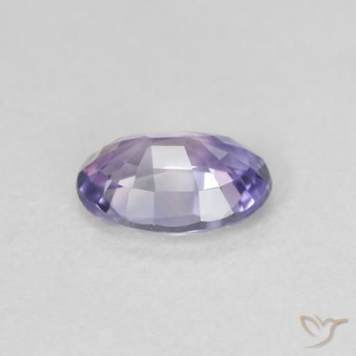 Zaffiro Viola medio naturale da 0.56 ct, Ovale, VVS-VS