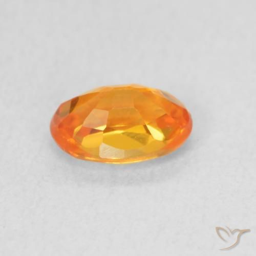 Zaffiro Arancione brillante naturale da 0.64 ct, Ovale, VVS