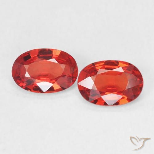 Gemme di Zaffiro Rosso cremisi brillante naturale da 0.95 ct, Ovale, VVS-VS