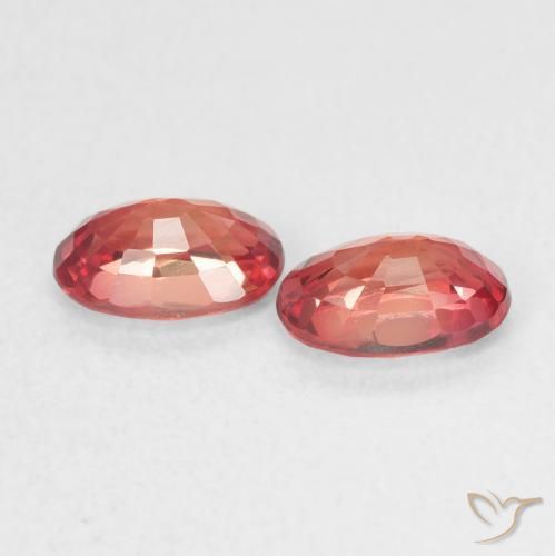 Gemme di Zaffiro Cremisi Profondo naturale da 1.34 ct, Ovale, VVS-VS