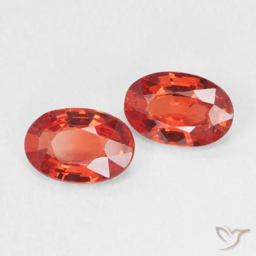 Gemme di Zaffiro Rosso cremisi brillante naturale da 0.97 ct, Ovale, VVS-VS