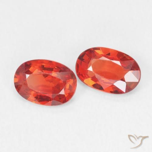 Gemme di Zaffiro Rosso intenso naturale da 0.96 ct, Ovale, VVS-VS