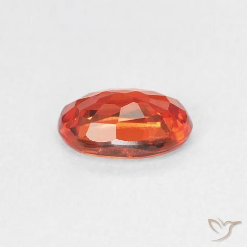 Zaffiro Rosso cremisi brillante naturale da 0.65 ct, Ovale, VVS