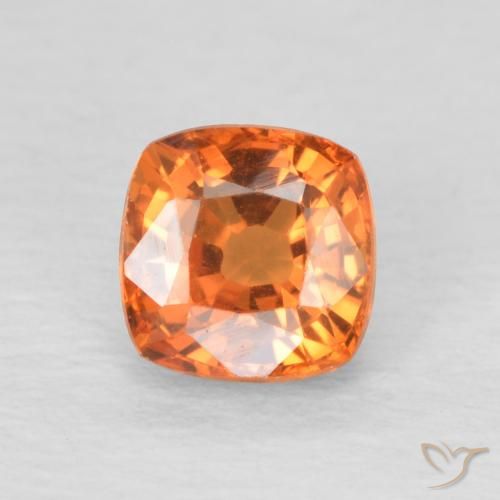 0.66ct Naturale Arancione brillante Zaffiro, Cuscino, VVS