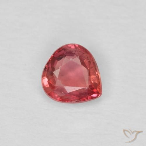 Zaffiro Rosso medio naturale da 0.44 ct, Forma a pera, VS