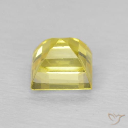Zaffiro Giallo chiaro naturale da 0.68 ct, Quadrato, VS