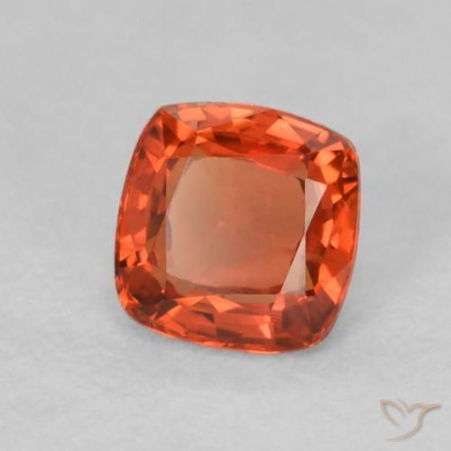 Zaffiro Arancio caldo naturale da 0.54 ct, Cuscino, VVS-VS