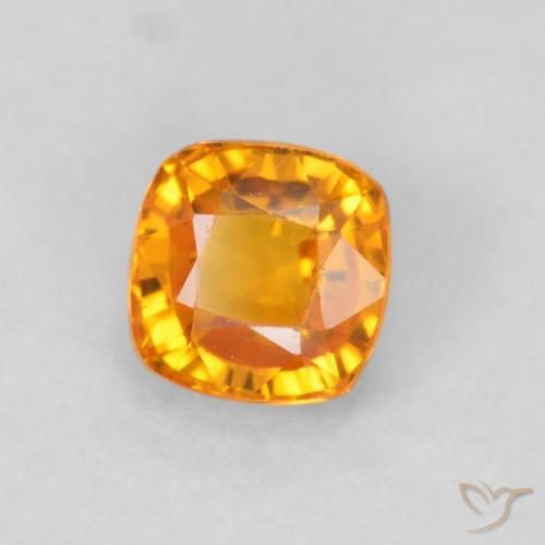 Zaffiro Arancione brillante naturale da 0.63 ct, Cuscino, VVS