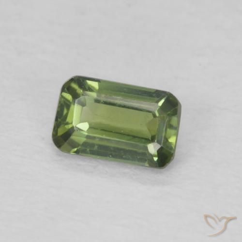 Zaffiro Verde caldo naturale da 0.44 ct, Ottagonale / Taglio smeraldo, VVS