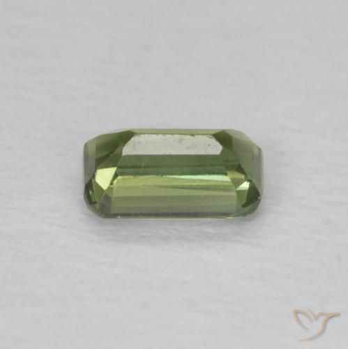 Zaffiro Verde caldo naturale da 0.44 ct, Ottagonale / Taglio smeraldo, VVS