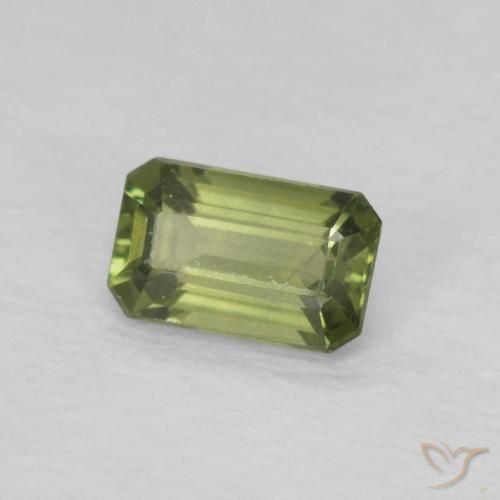 Zaffiro Verde giallastro naturale da 0.43 ct, Ottagonale / Taglio smeraldo, VVS-VS
