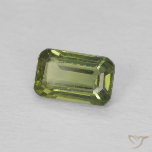 Zaffiro Verde foresta chiaro naturale da 0.44 ct, Ottagonale / Taglio smeraldo, VVS-VS