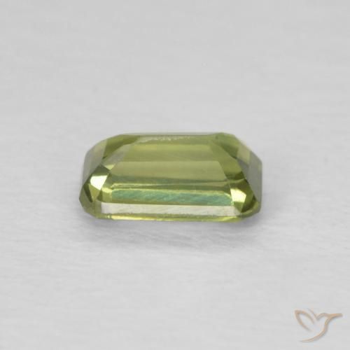 Zaffiro Verde foresta chiaro naturale da 0.44 ct, Ottagonale / Taglio smeraldo, VVS-VS