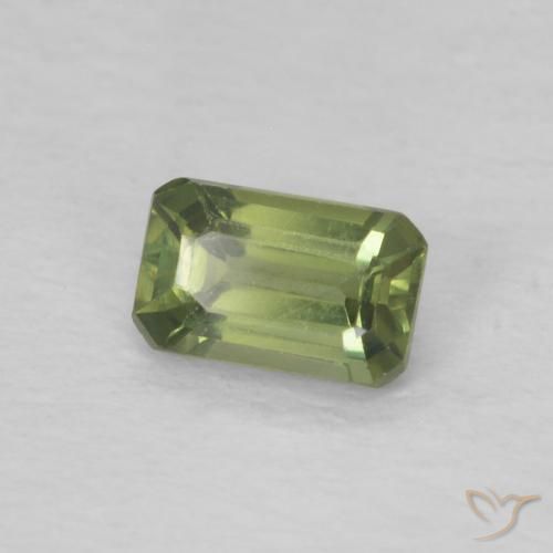 Zaffiro Verde caldo naturale da 0.45 ct, Ottagonale / Taglio smeraldo, VVS