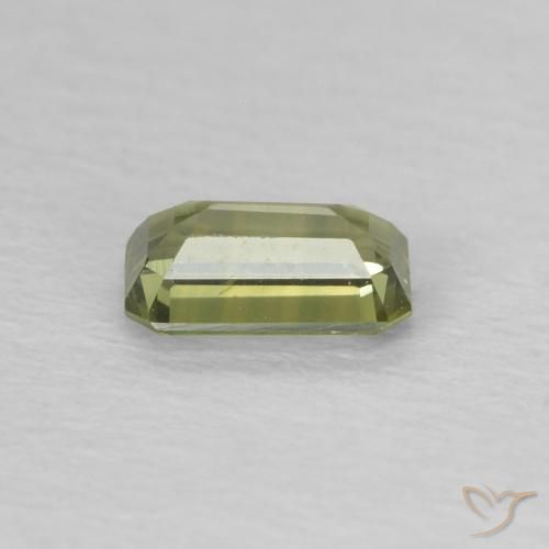 Zaffiro Caldo bosco verde naturale da 0.42 ct, Ottagonale / Taglio smeraldo, VVS-VS