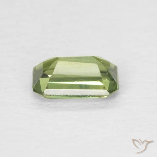 Zaffiro Verde caldo naturale da 0.42 ct, Ottagonale / Taglio smeraldo, VS