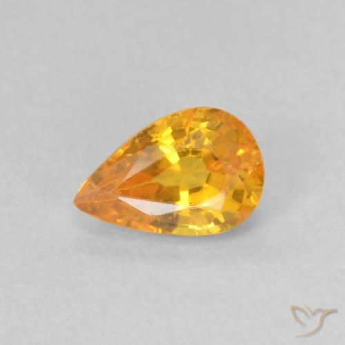 0.60ct Naturale Arancione brillante Zaffiro, Forma a pera, VS