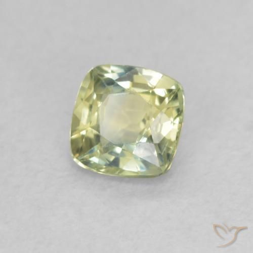 Zaffiro Verde giallastro naturale da 0.48 ct, Cuscino, VVS-VS