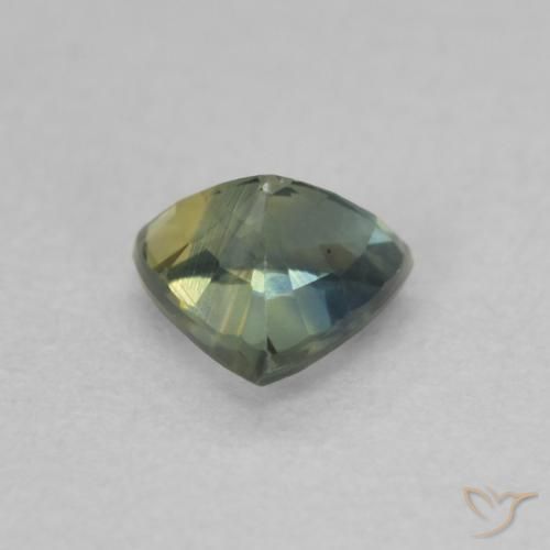 Zaffiro Verde naturale da 0.52 ct, Taglio trillion, VVS-VS
