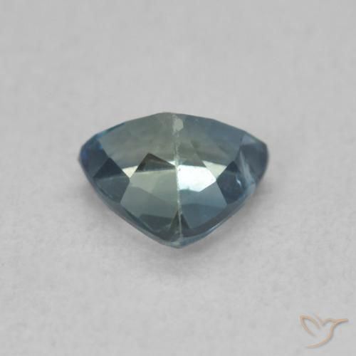 Zaffiro Verde bluastro naturale da 0.56 ct, Taglio trillion, VS