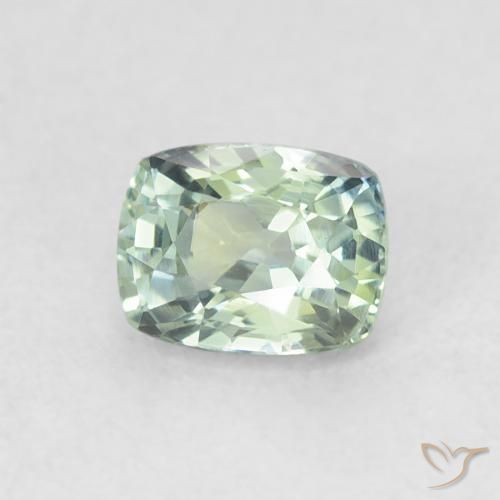 Zaffiro Verde pallido naturale da 0.61 ct, Cuscino, VS