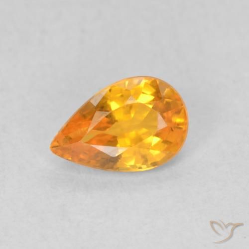 0.56ct Naturale Arancione brillante Zaffiro, Forma a pera, VVS-VS